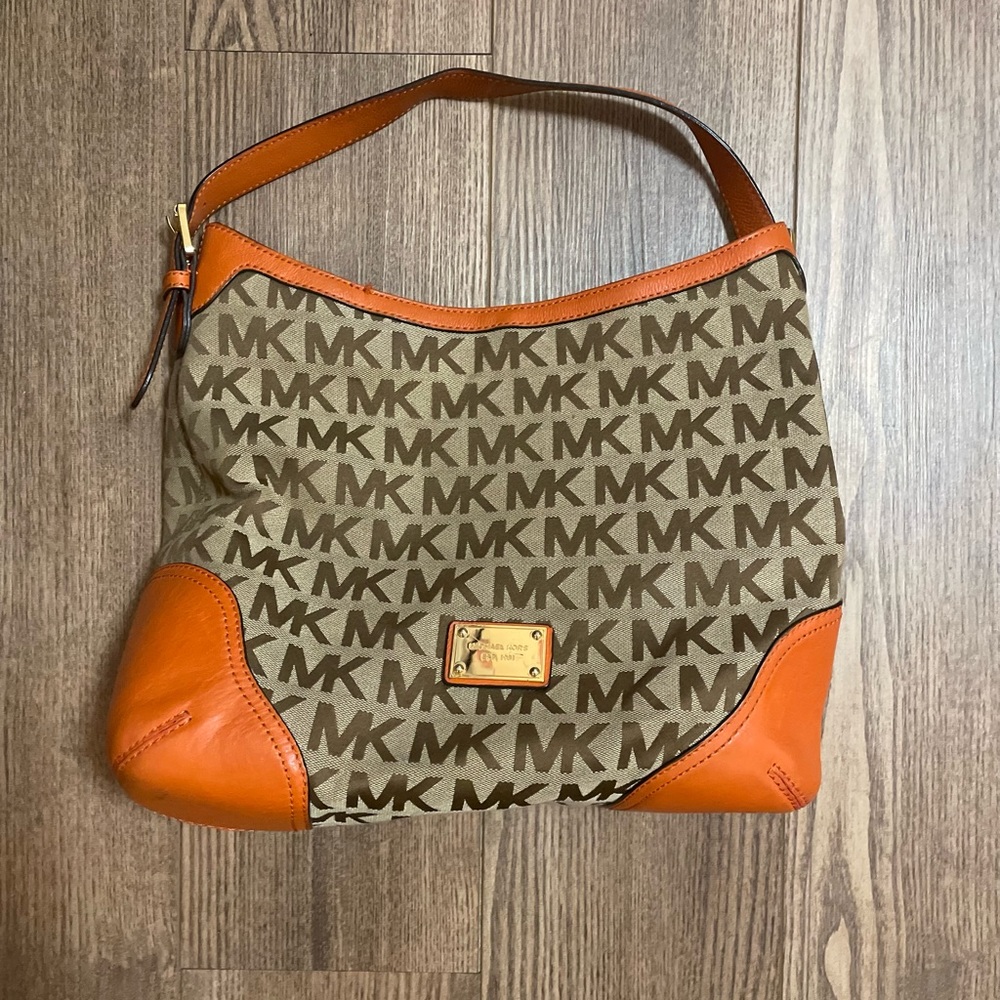 MICHAEL Michael Kors Signature Millbrook Brown and Orange Shoulder Bag